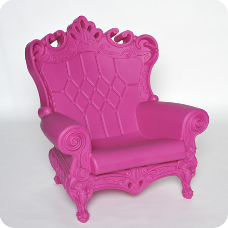 Queen of love armchair - Pink intimacy Rental in Milan Italy Queen of love armchair - Pink intimacy Rental in Milan Italy