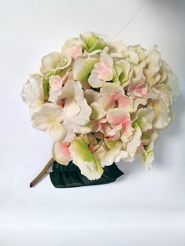 ARTIFICIAL HYDRANGEA white variegated green and pink rental in Milan, in Italy and abroad ORTENSIA ARTIFICIALE bianca variegata verde e rosa