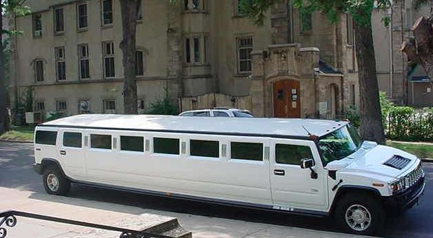 Noleggio Hummer Strech Limousine Bianca a Milano Hummer Strech Limousine Bianca