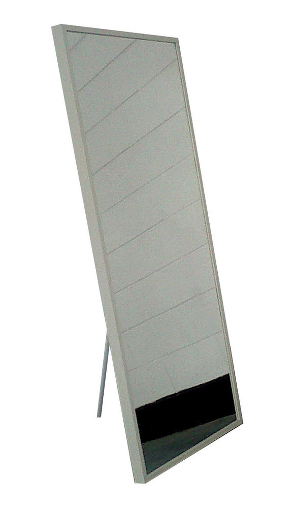 Specchio autoportante