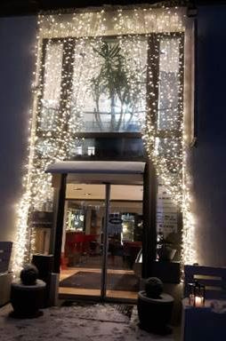 Luci: Tenda luminosa no led 2mxH.3 m 220v